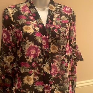 Rachel Roy purple flower blouse like new
